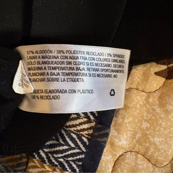 WILD FABLE Fitted CROPPED Black TEE SHIRT Size Large - Picture 8 of 8